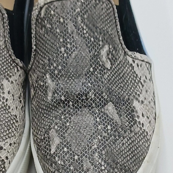 Cocci Shoes Womens 7‎ Snake Pattern Slip On Gray White Leather - Picture 7 of 11